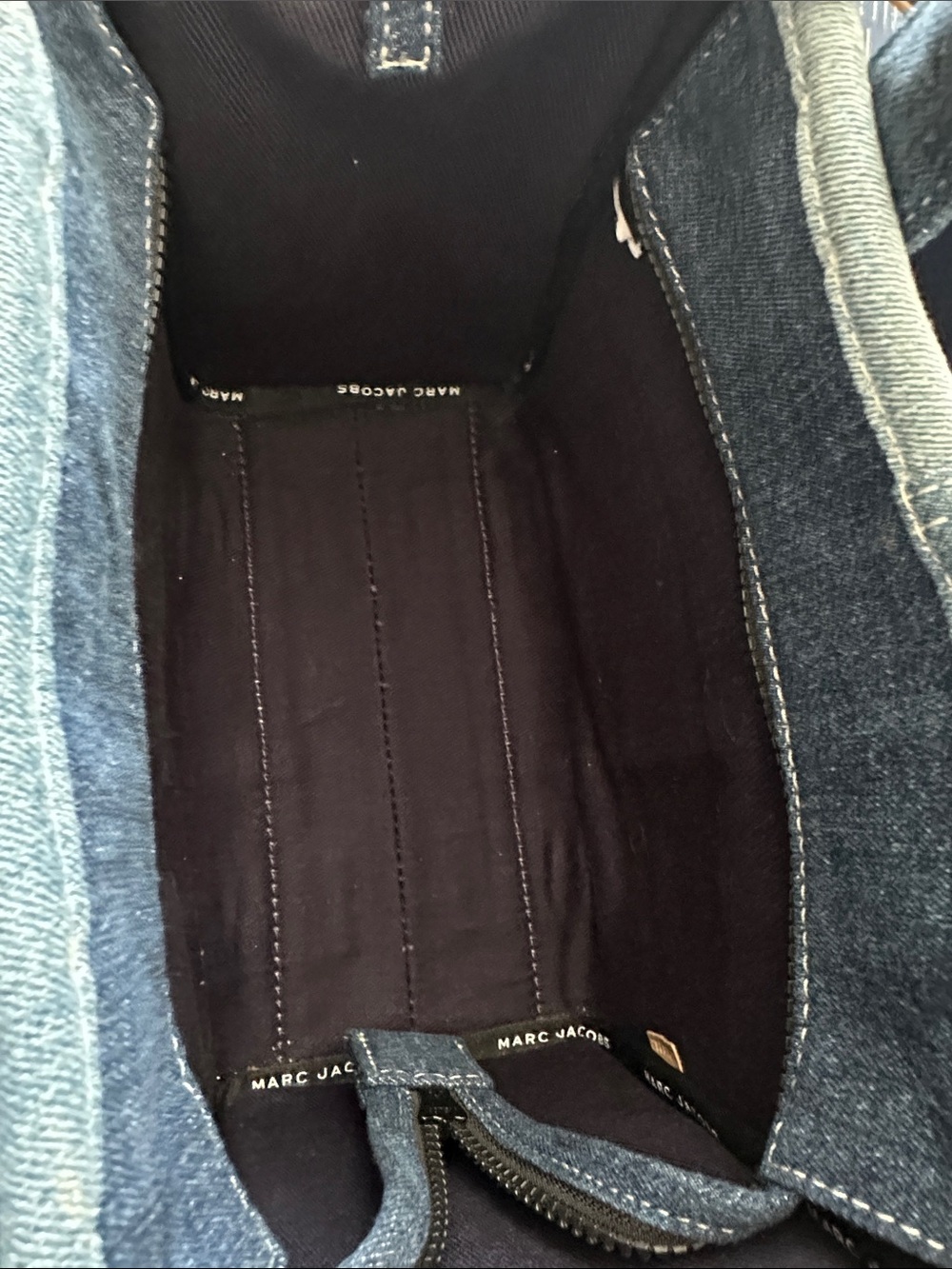 MARC JACOBS THE DENIM SMALL TOTE BAG - Picture 10 of 10